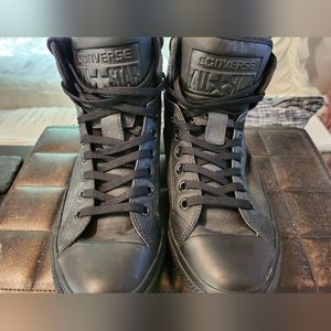 Blk Converse All-Stars 9 Mens/ 11 Womens